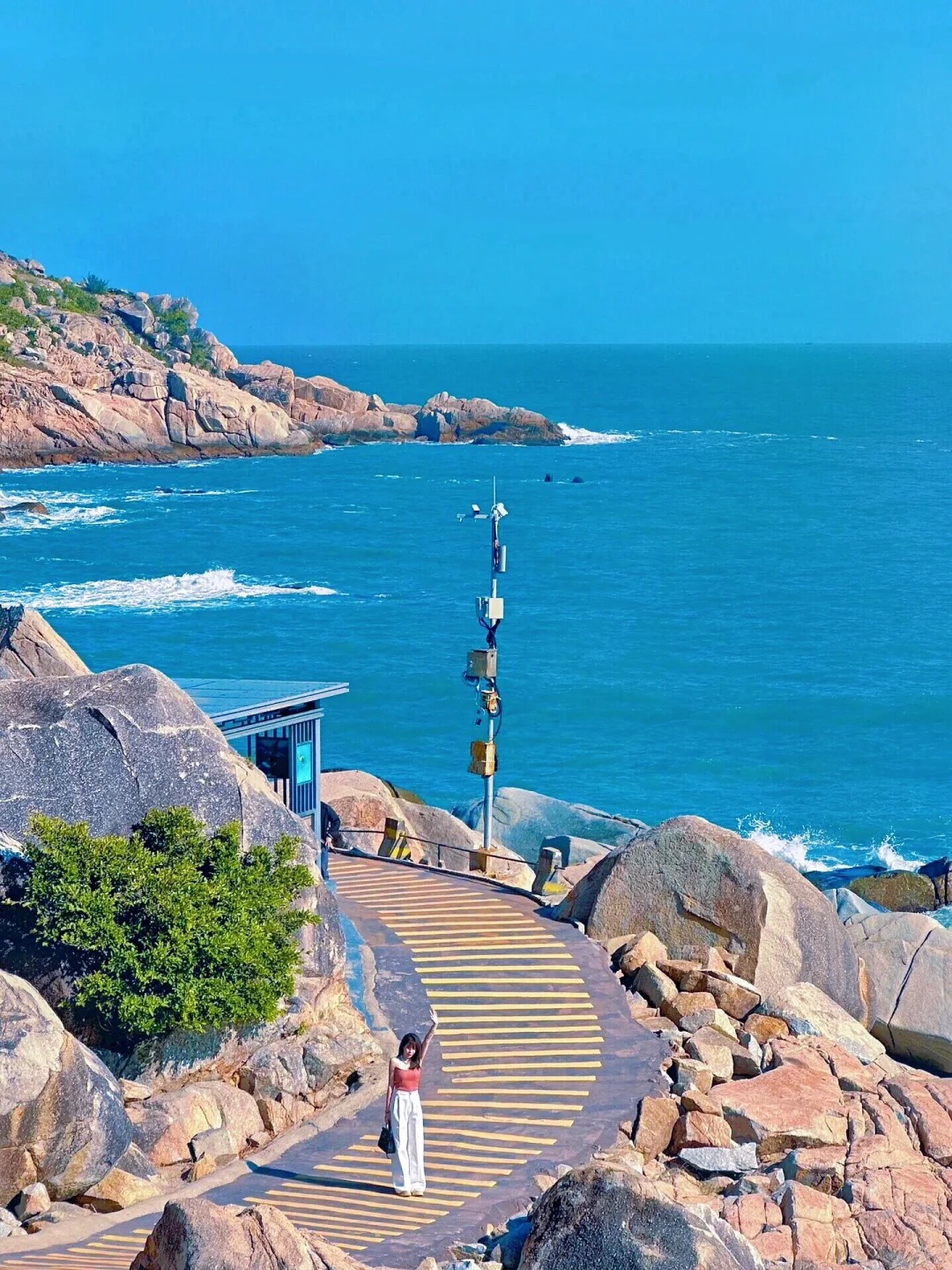 附近广东惠州海边景点波涛汹涌惠州双月湾风景图片惠州朋友圈