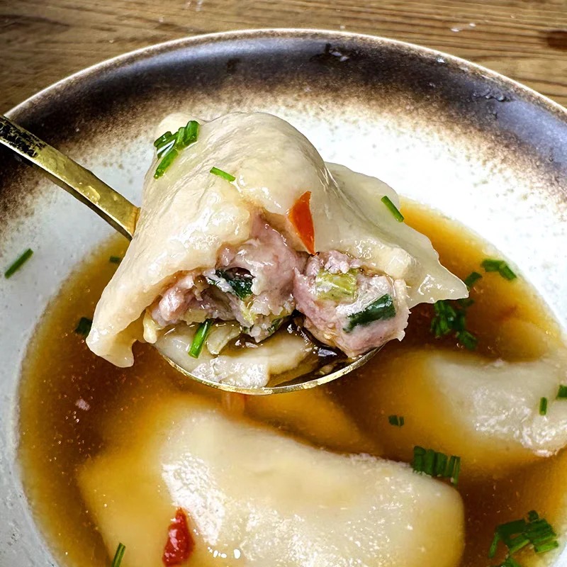 玉山芋头饺子是江西省上饶市玉山县地区的特色冬日