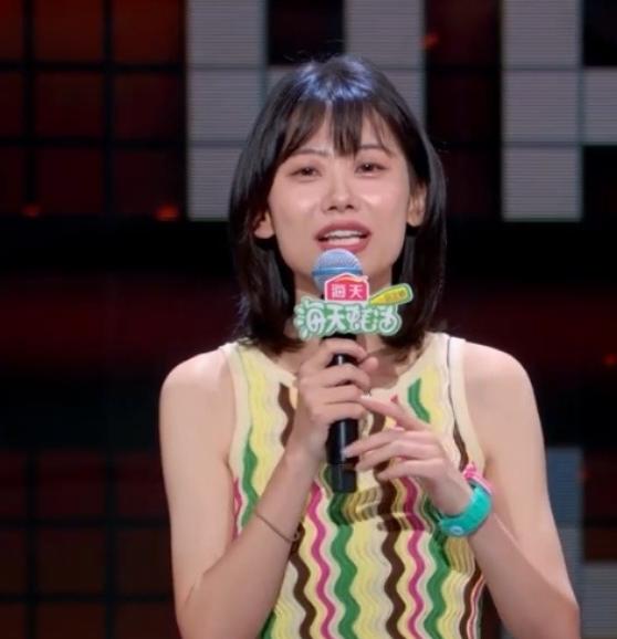 脱口秀演员赵晓卉的段子总是能给人会心一击,明星这份职业跟普通上班
