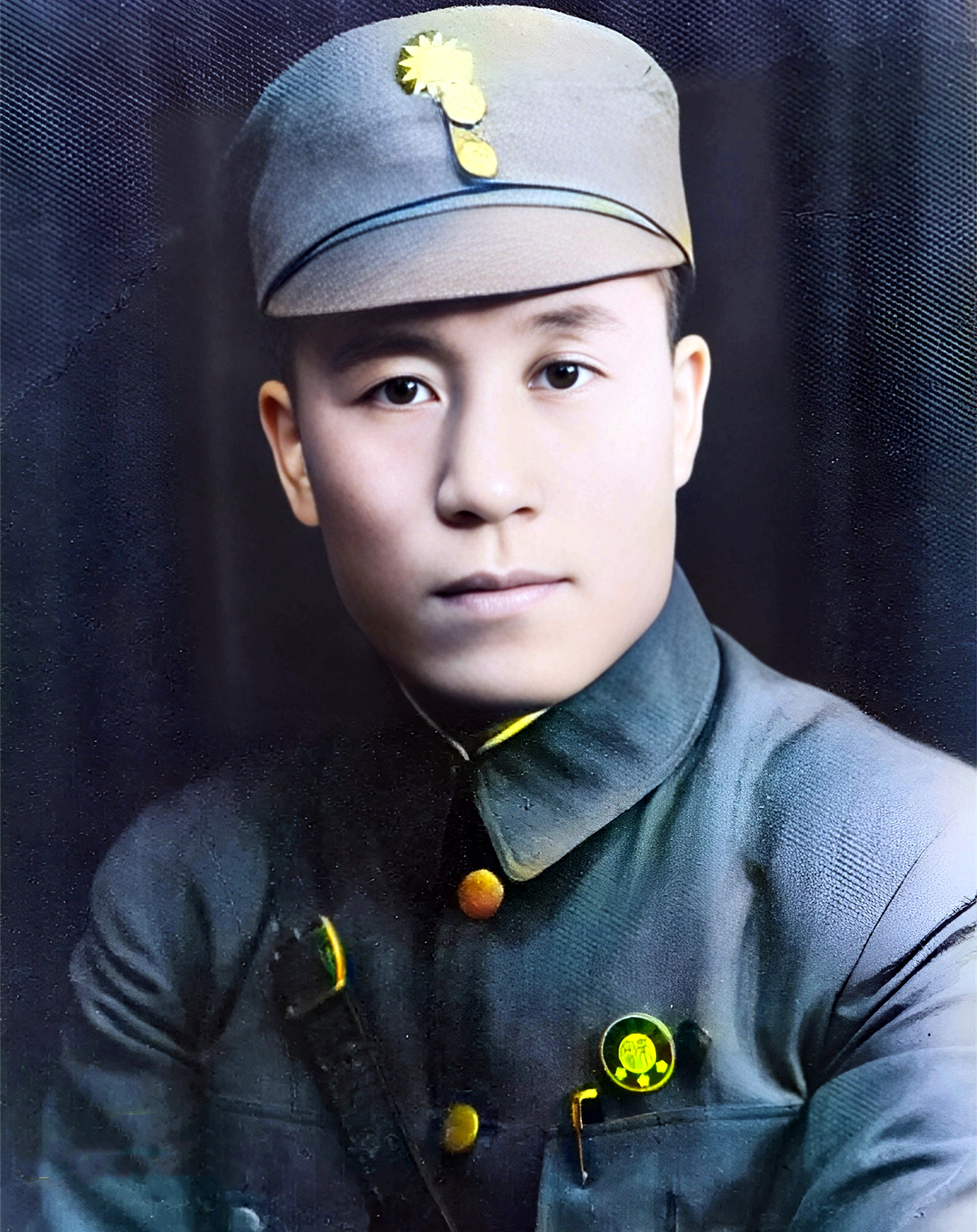 他是台儿庄大战中牺牲的第一位将军刘震东