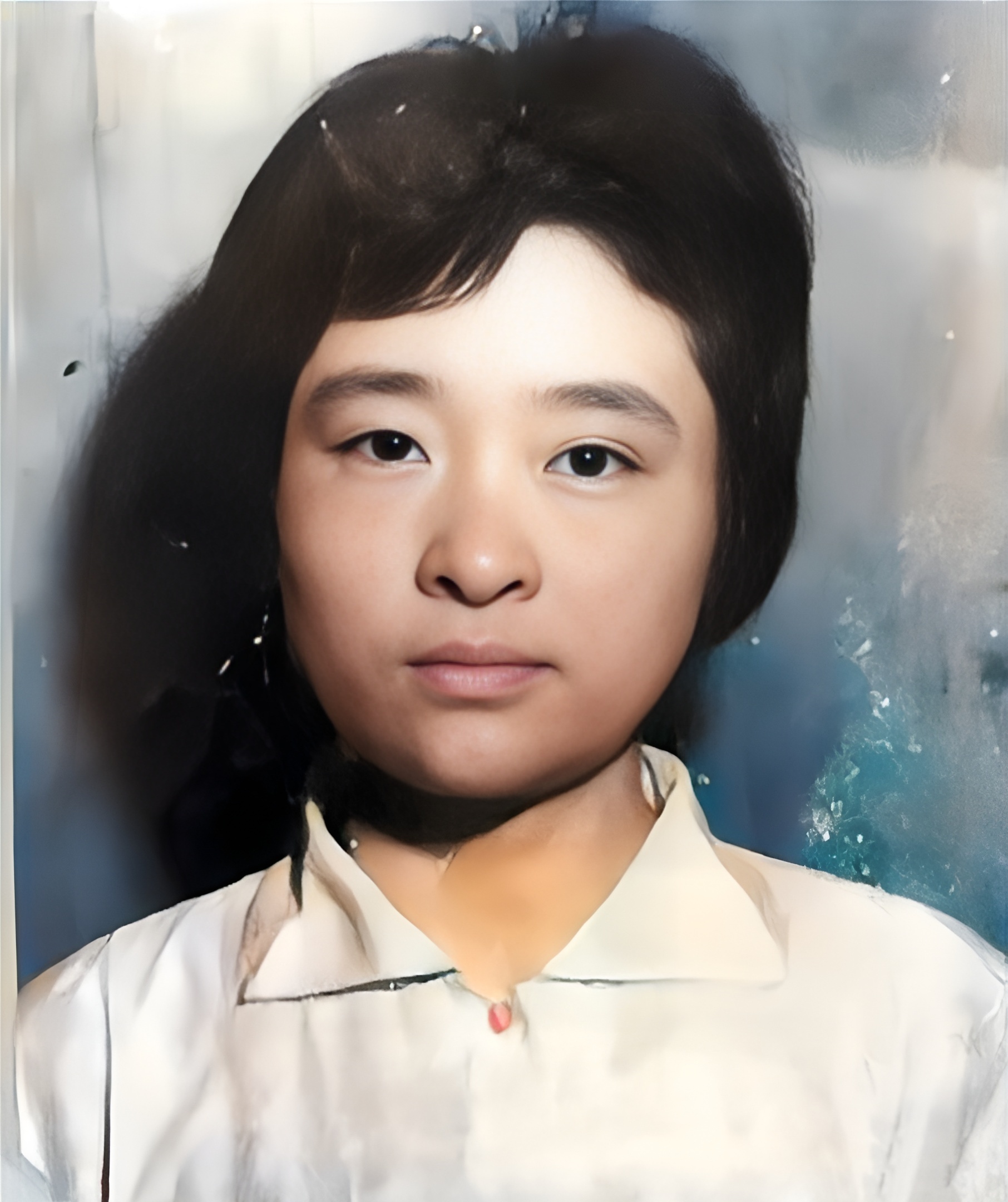 汤兰英在1965年至1975年期间,先后担任如皋县马塘信用社出纳员,会计等