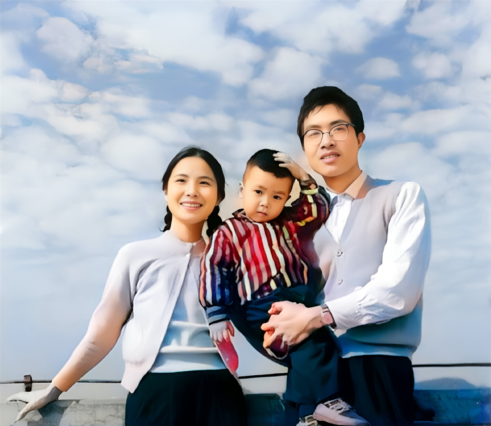 甄子丹的母亲麦宝婵是国际知名武术家