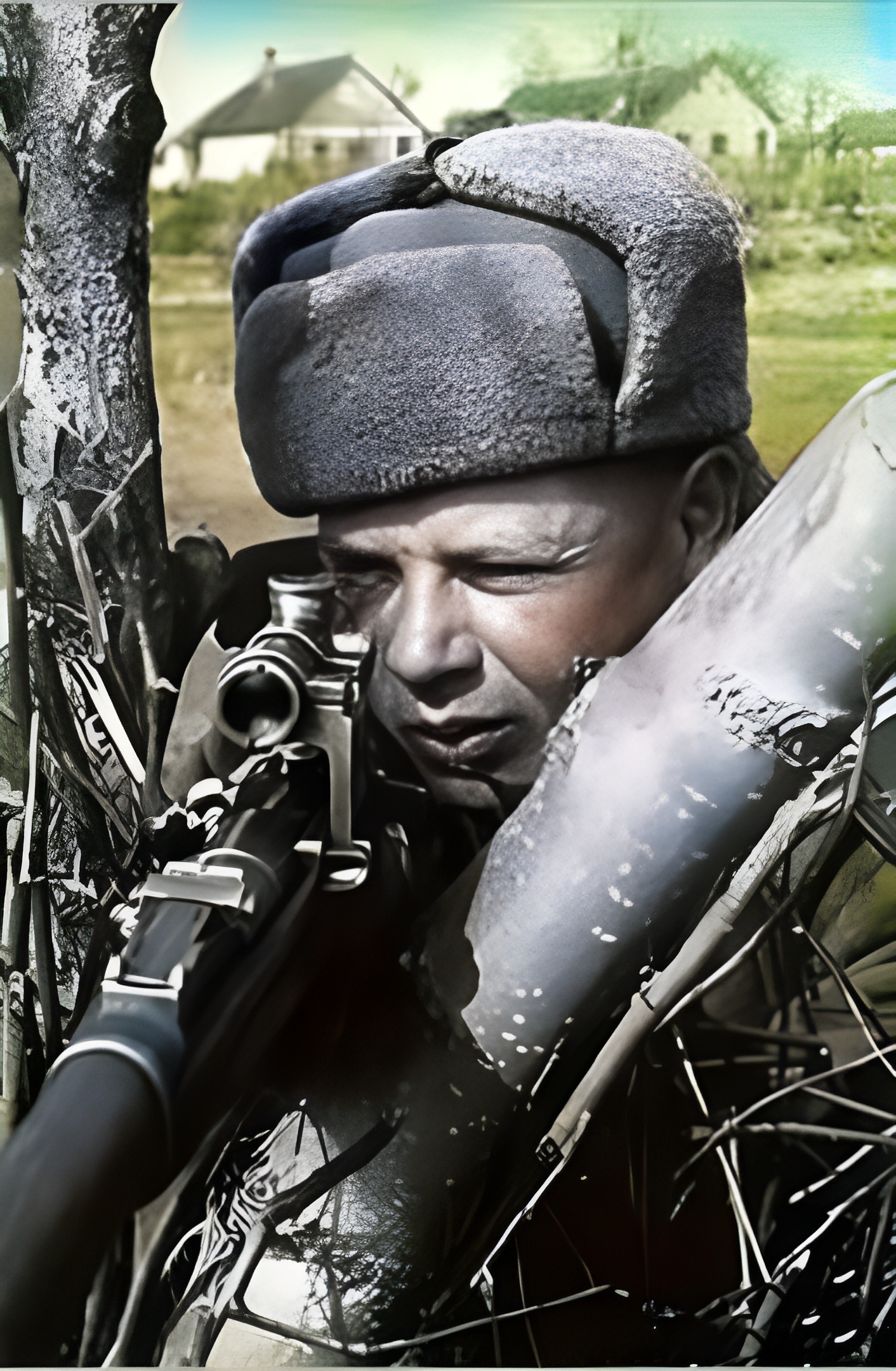 二战时期,芬兰军队俘虏了一名苏军狙击手