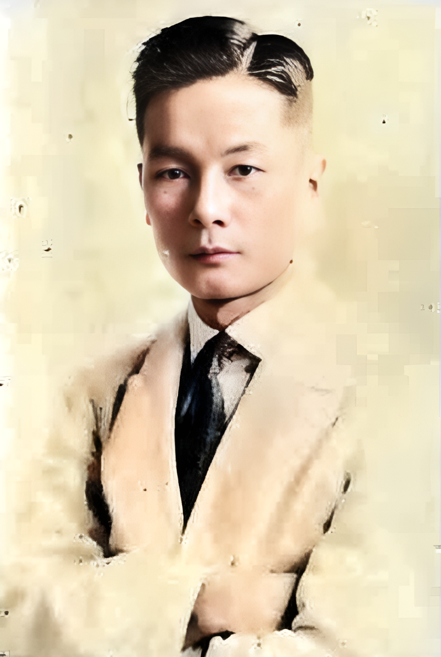 坐着的年龄大的老人正是近代大名鼎鼎的康有为