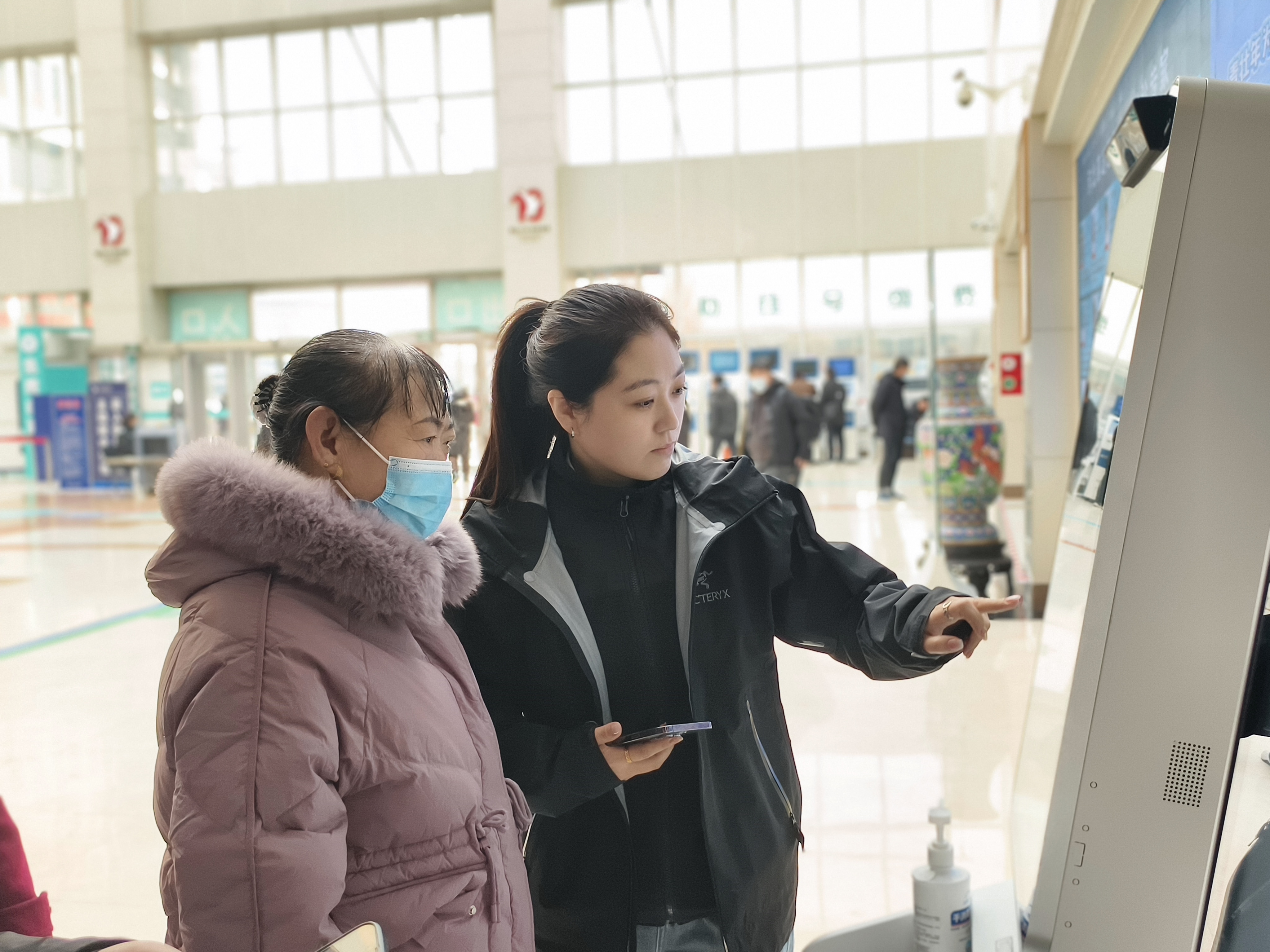 关于北京友谊医院、协助就诊，就诊引导挂号黄牛票贩子，从事行业多年业务精通的信息