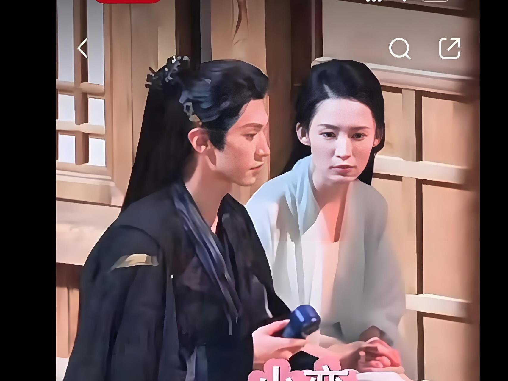 李沁陈哲远新剧开机路透#  李沁陈哲远古装新剧开机,路透照曝光cp感