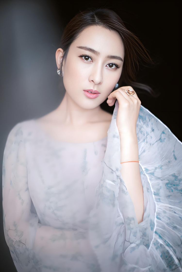 马苏:从"三料视后"到争议漩涡,私生活混乱传闻重创事业