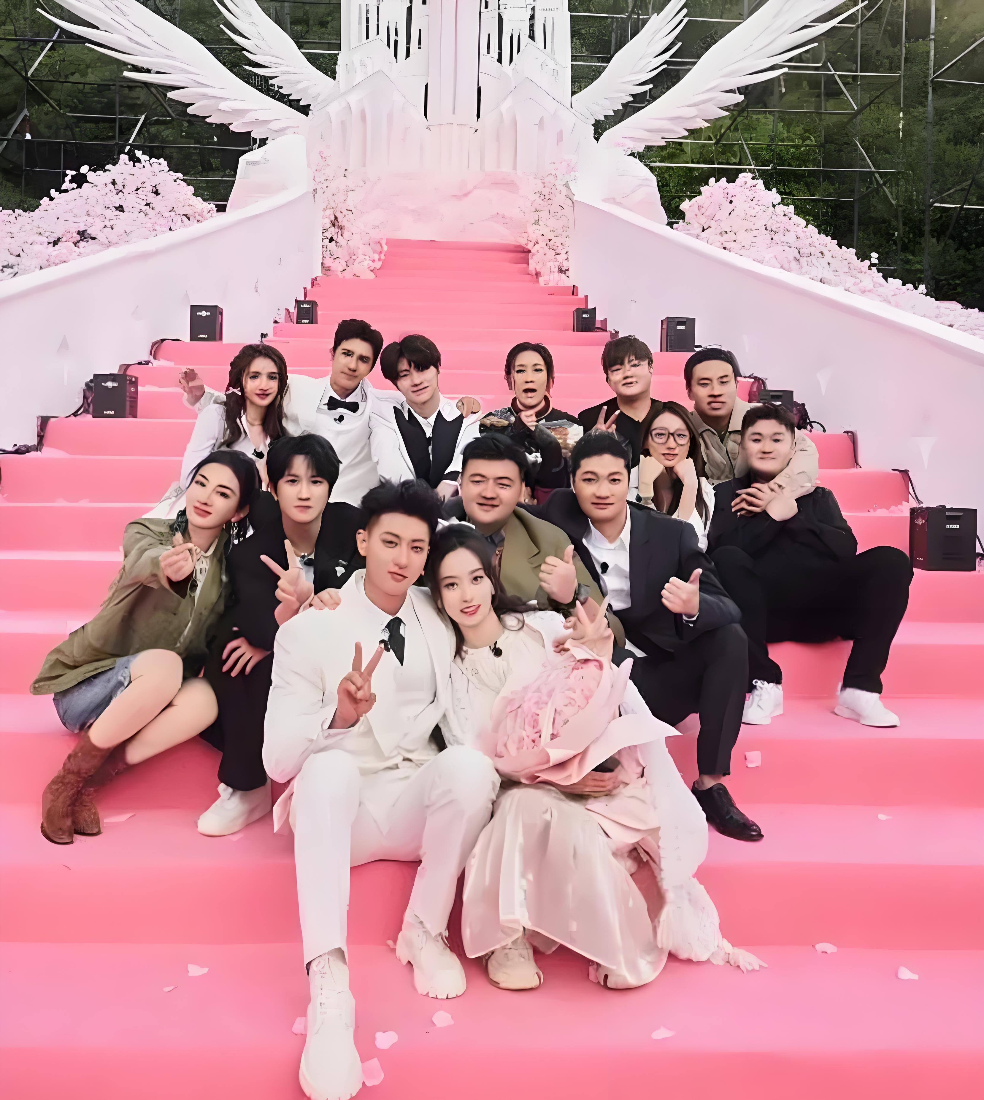 黄子韬年仅 31 岁,对于男明星来说,正是事业发展的大好时机.