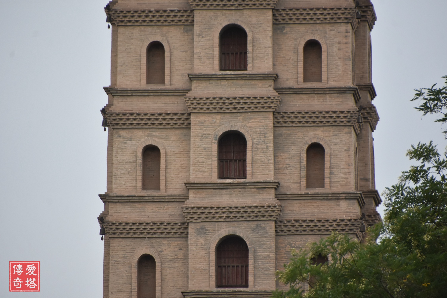 银川海宝塔,传说始建于赫连勃勃时期,乾隆三年地震中倒塌,乾隆四十三