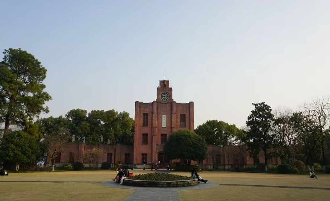 浙江大学八大校区图片