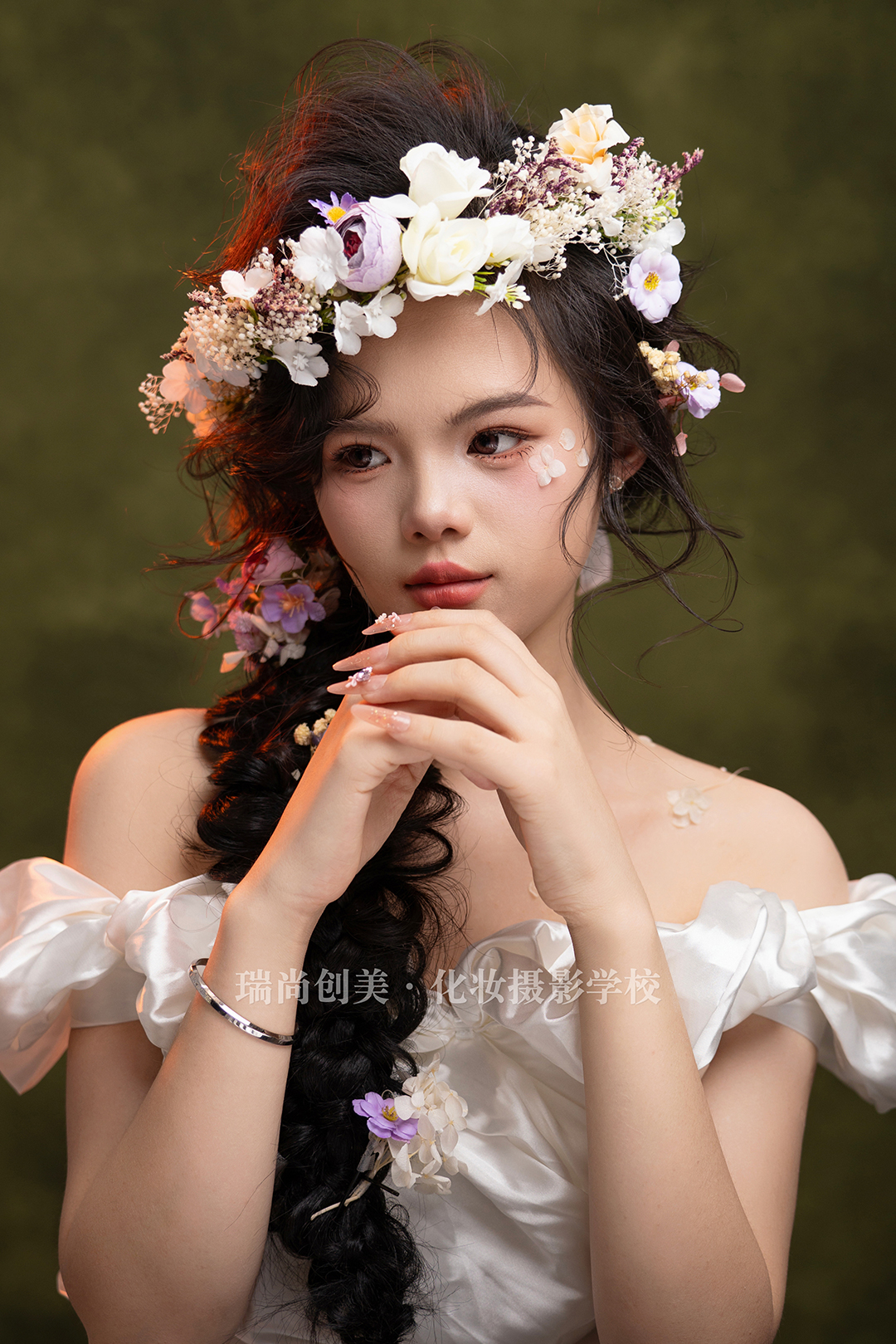 老师盯到你学会为止 告别影楼流水线妆容 get港风