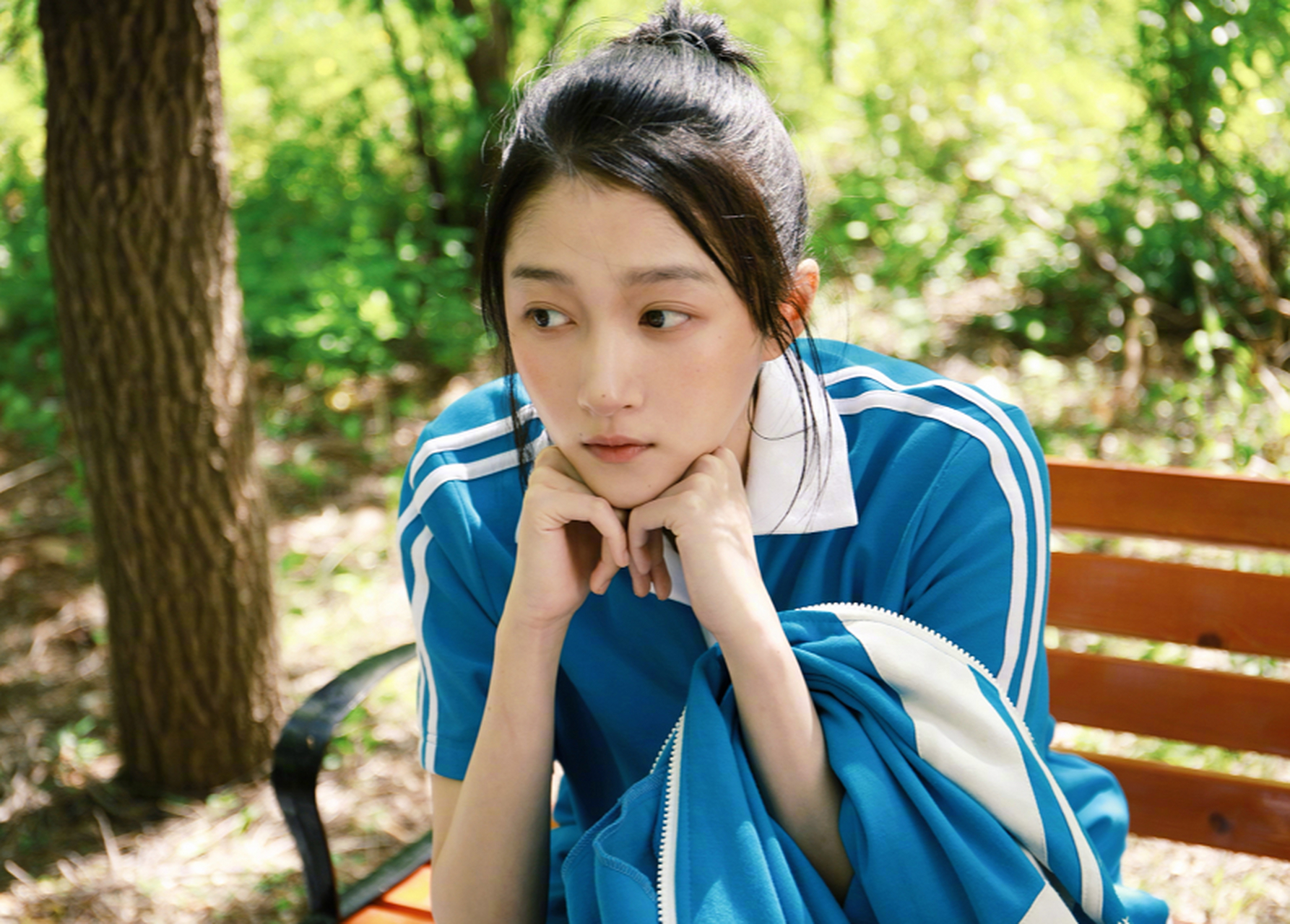 关晓彤的校服照