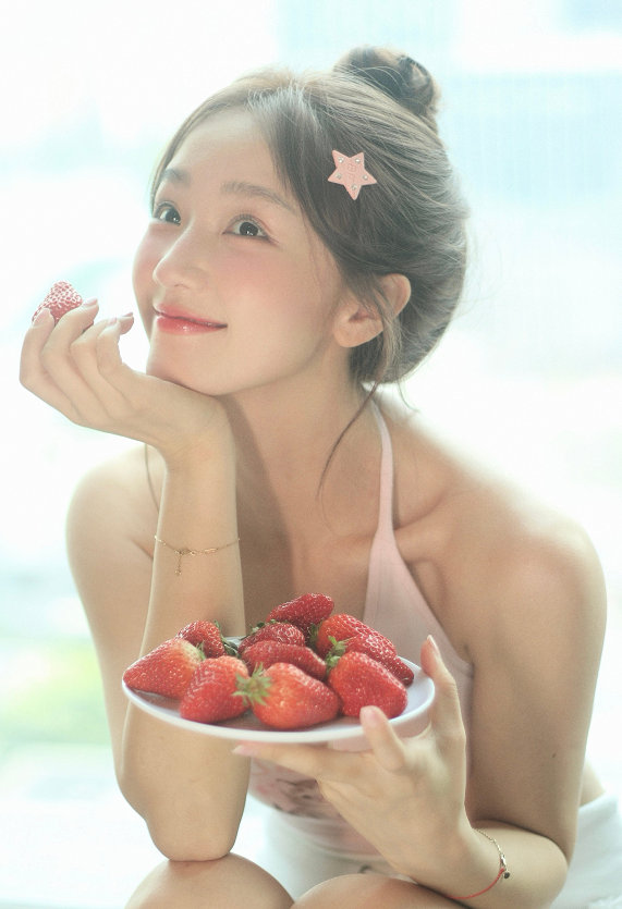 肖燕夏日少女清爽写真