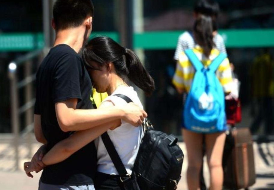 中学生谈恋爱的危害