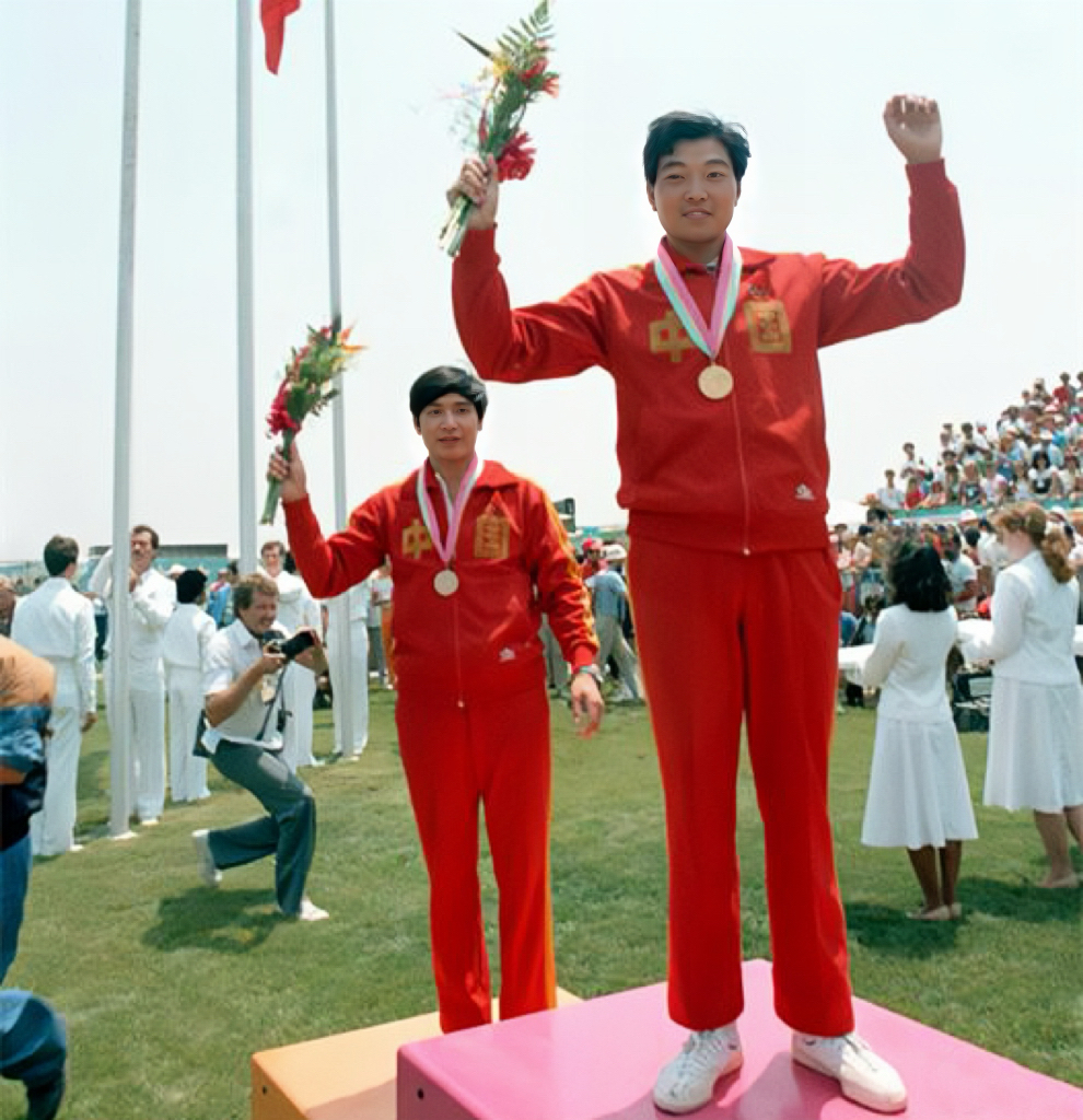 而值得一提的是,当时获得季军的是王义夫,他以两环之差与冠军失之交