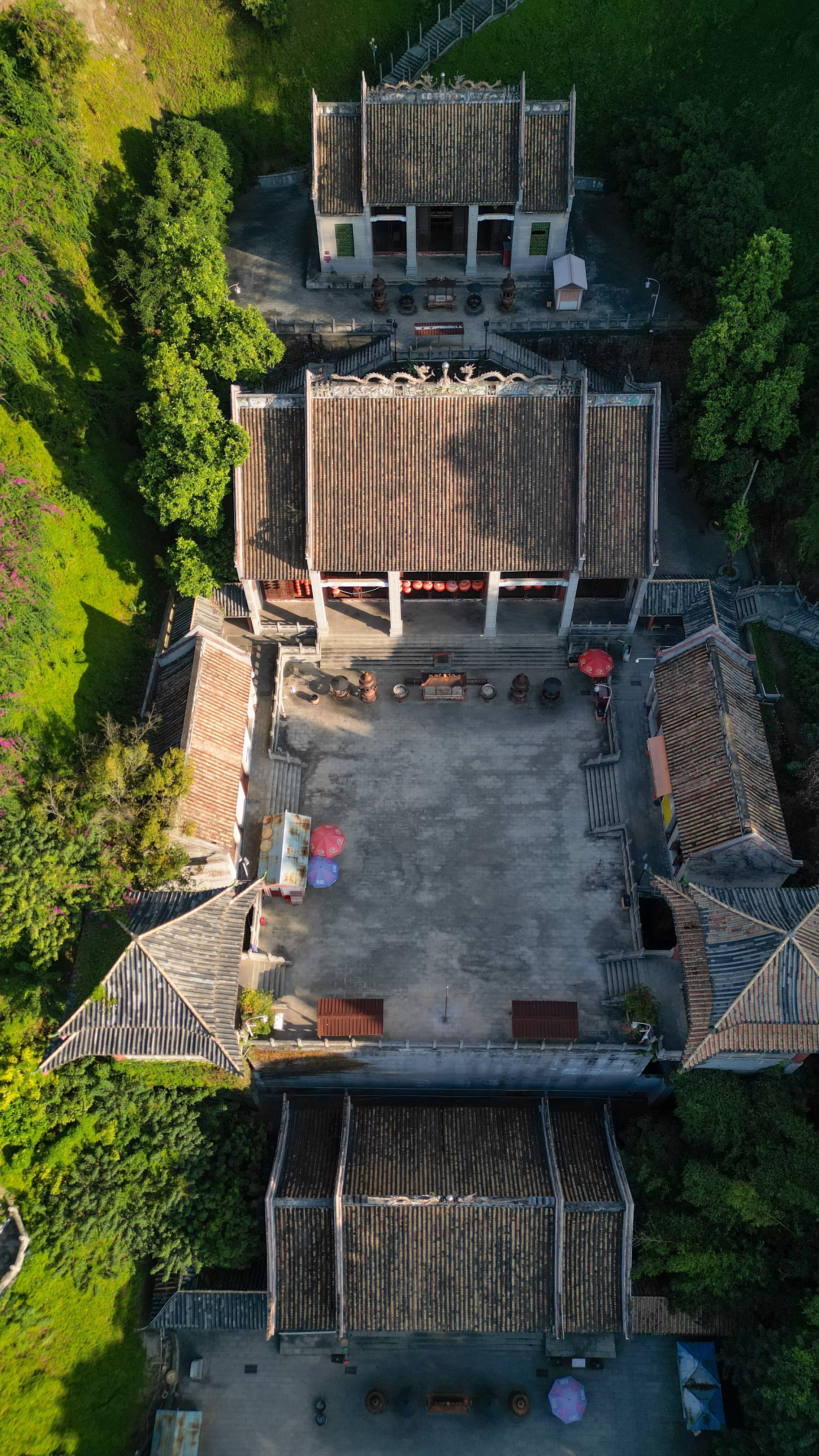 梧州人造宝石之都在哪里建的呢图片(梧州人造宝石之都在哪里建的呢图片大全)