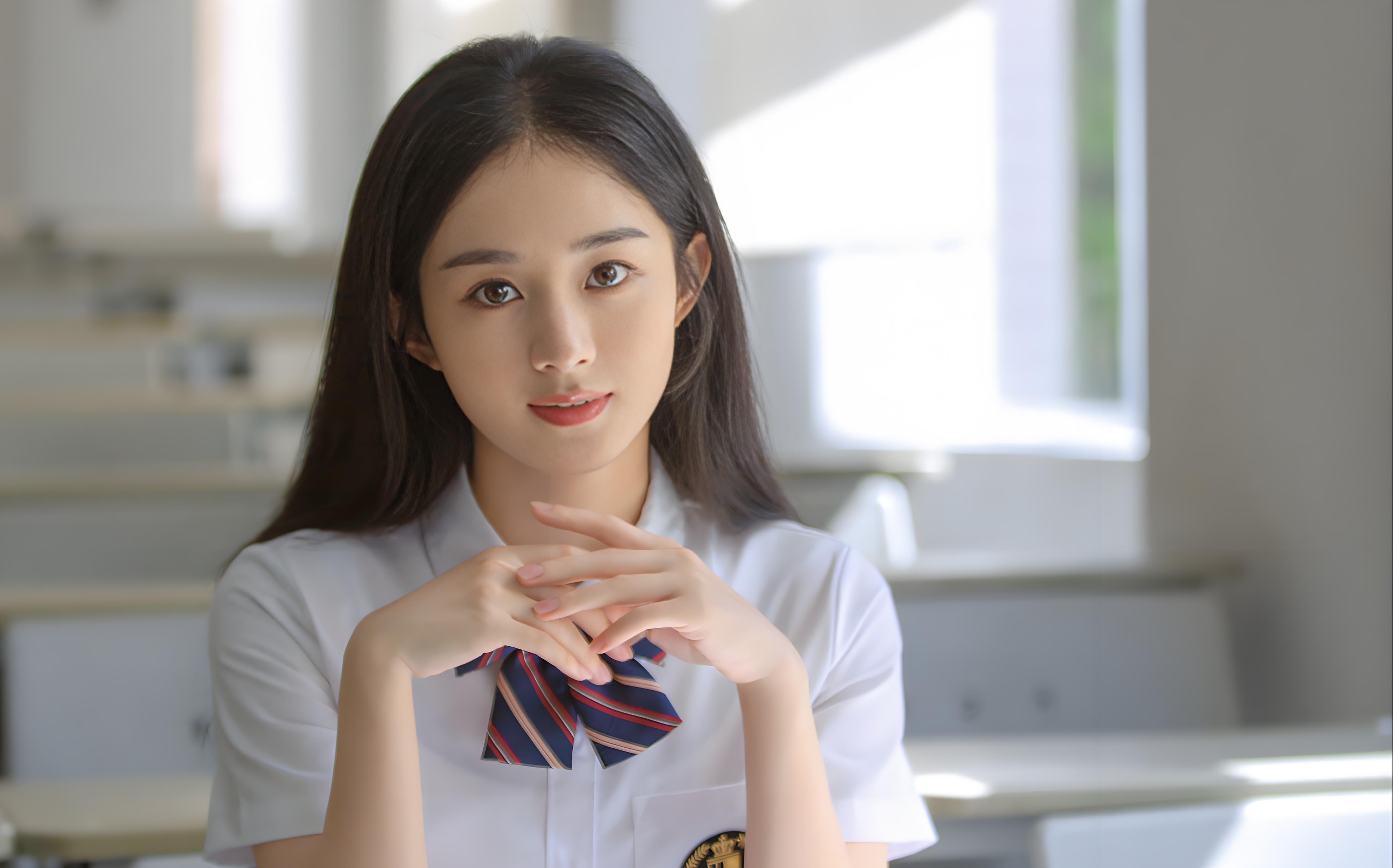 赵丽颖跟谁谈过恋爱