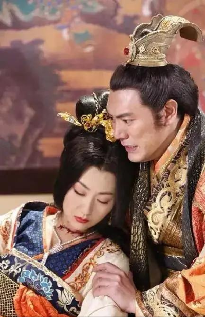 618年,李渊将表妹独孤氏许配给37岁的李密,定亲时,李渊拉着李密的手