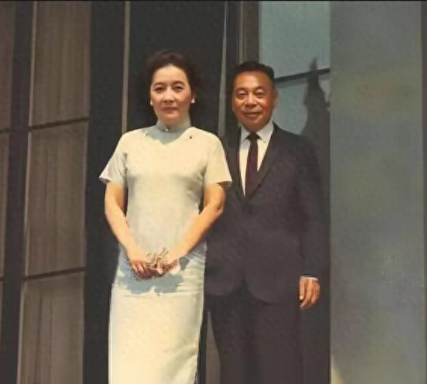 蒋经国是宋美龄亲生的吗