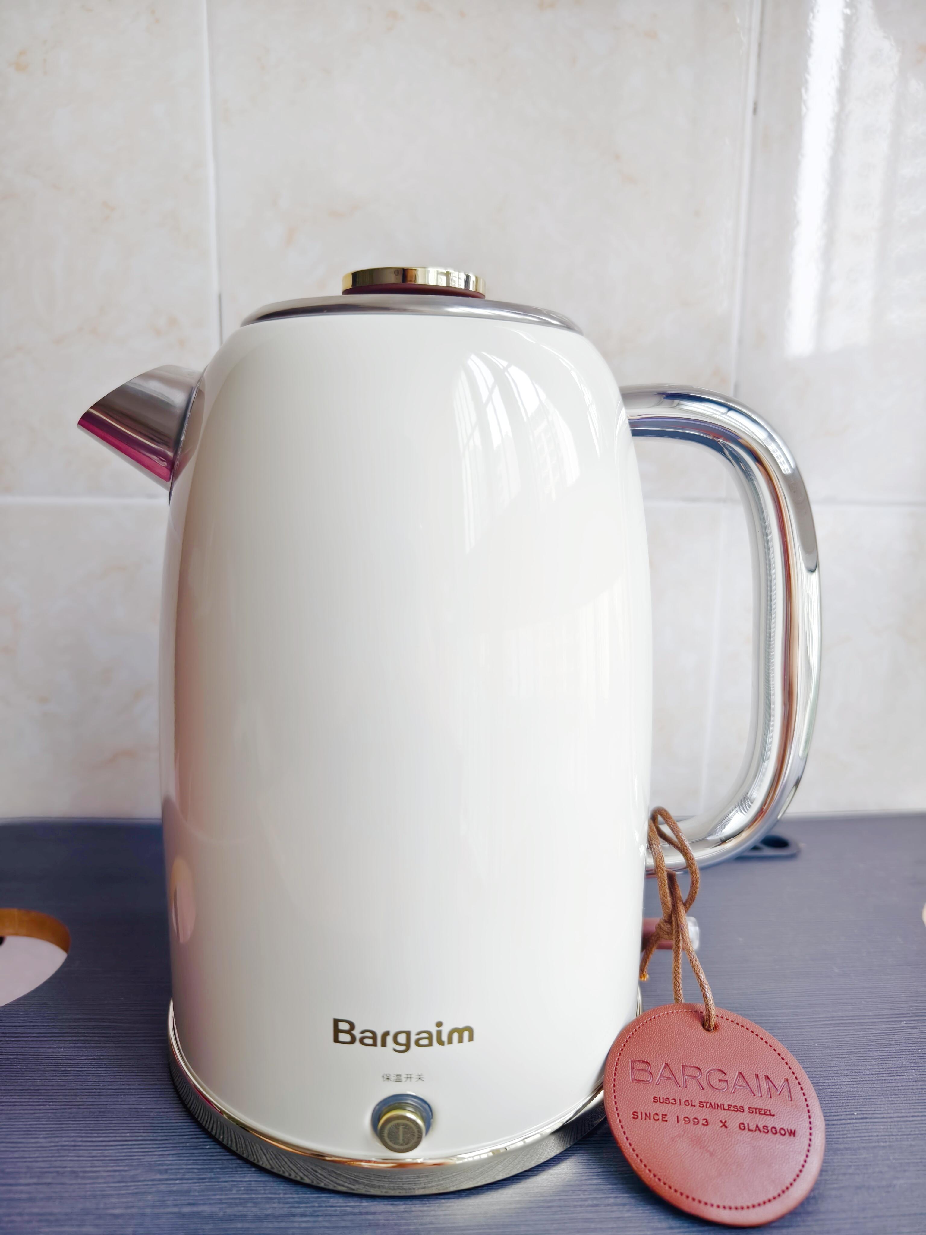 hey小伙伴们,今天我要给大家安利一款超级有质感的保温水壶