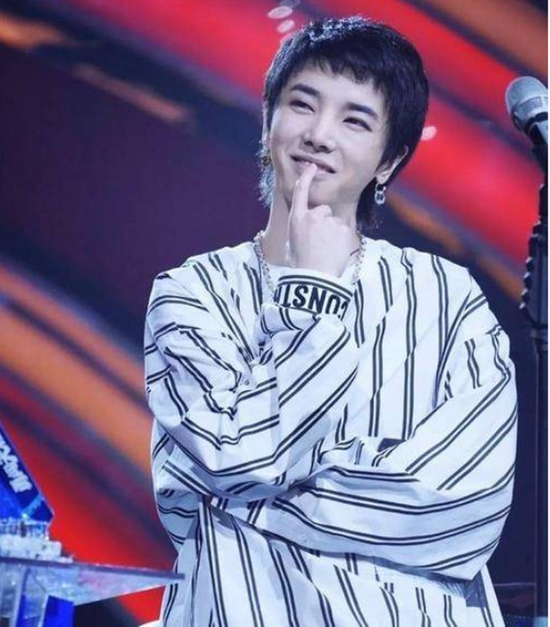 张碧晨不在孩子面前提及"爸爸"这个称呼,因为华晨宇在孩子成长过程中