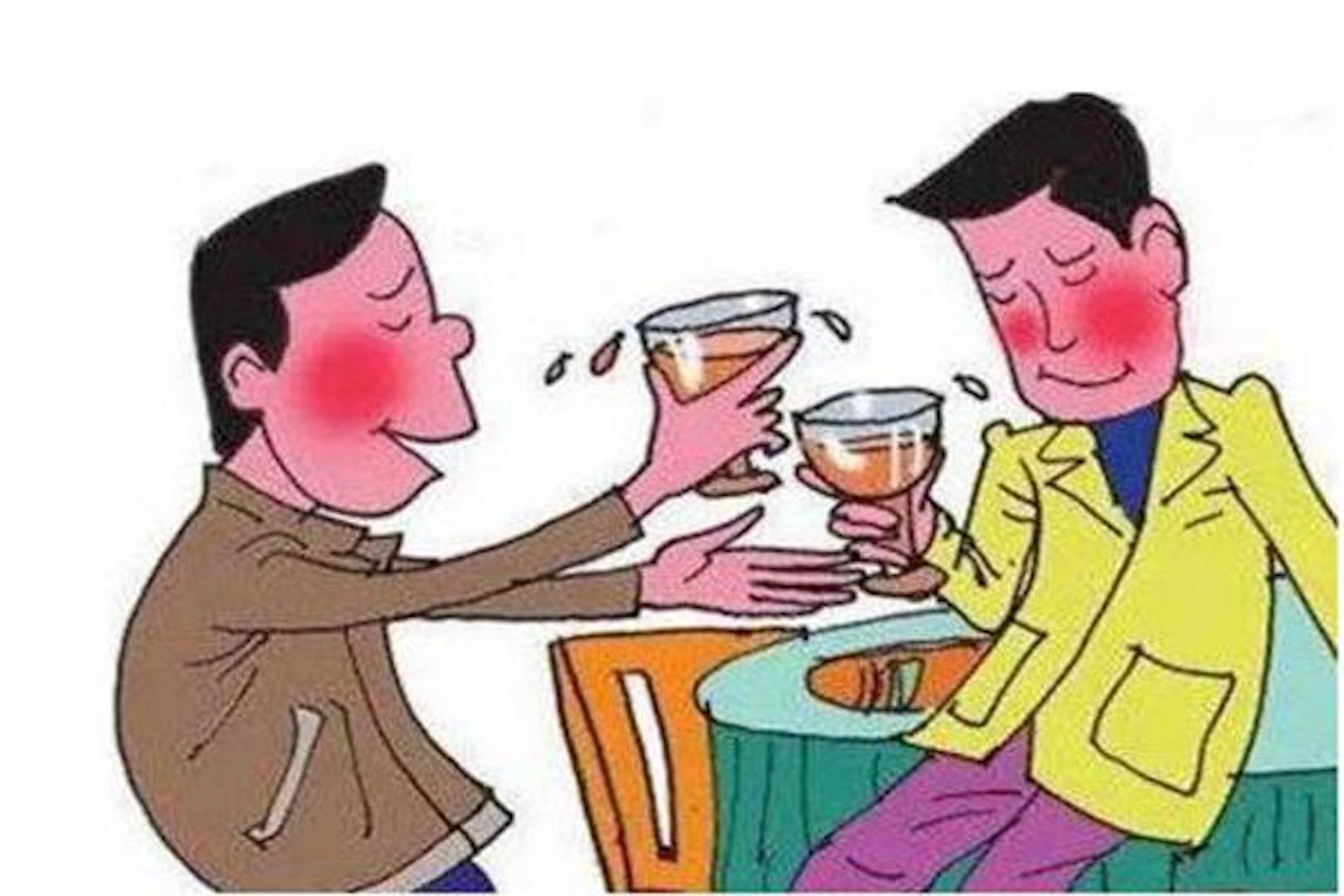 喝酒时多喝水不容易醉?