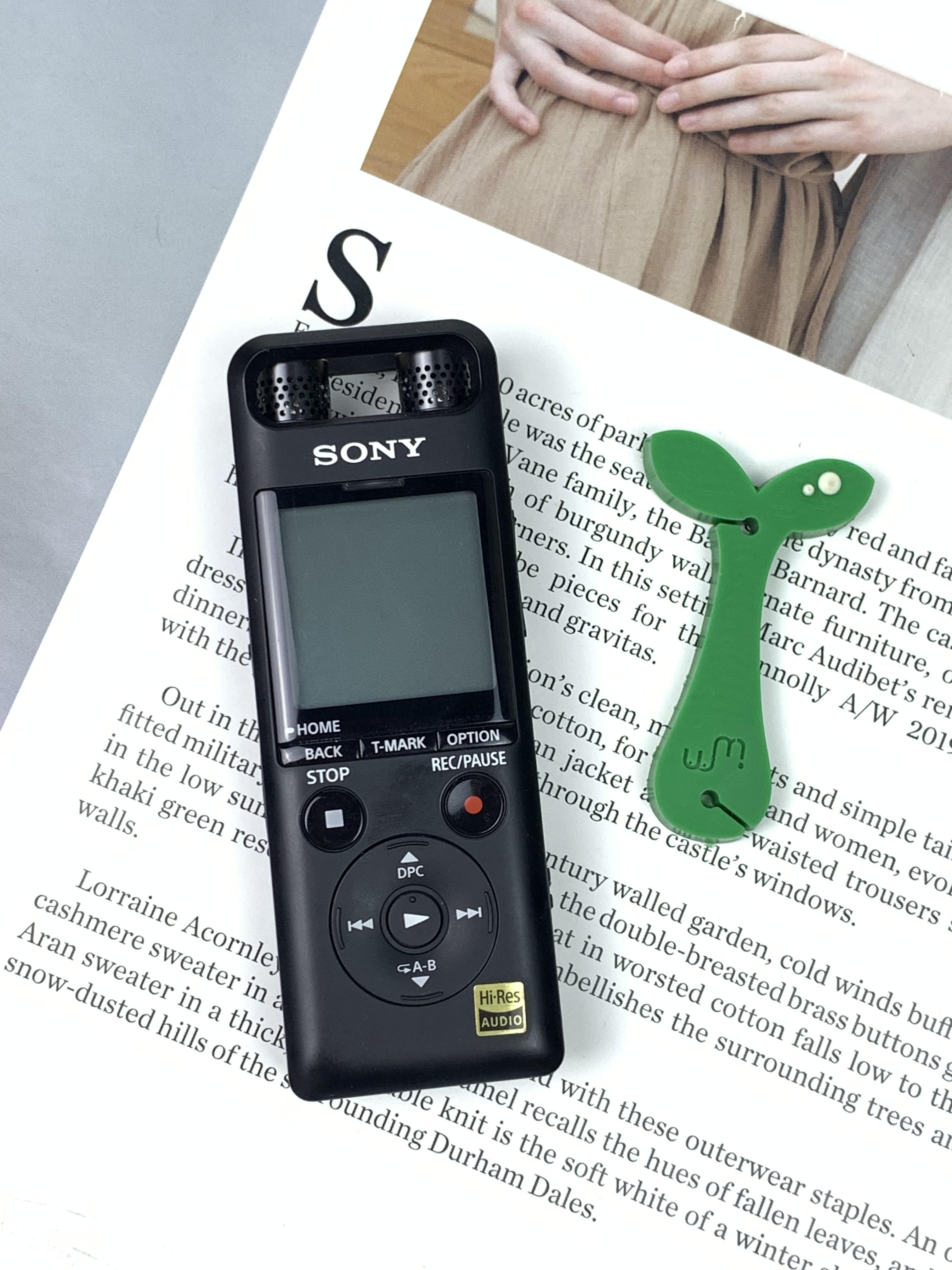 今天要给大家安利的是索尼录音笔,这款录音笔真的是我最近的新宠,无论