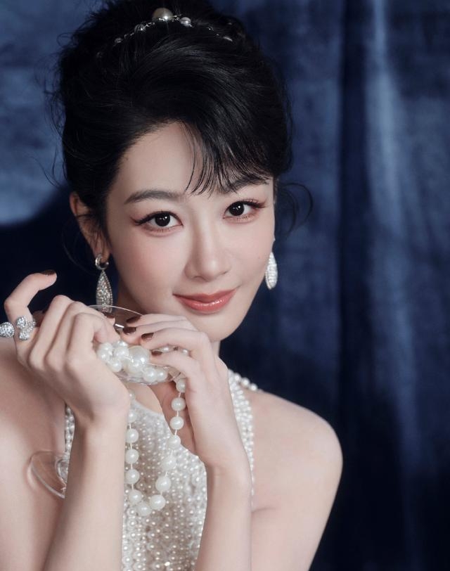 杨紫迎来她的33岁生日