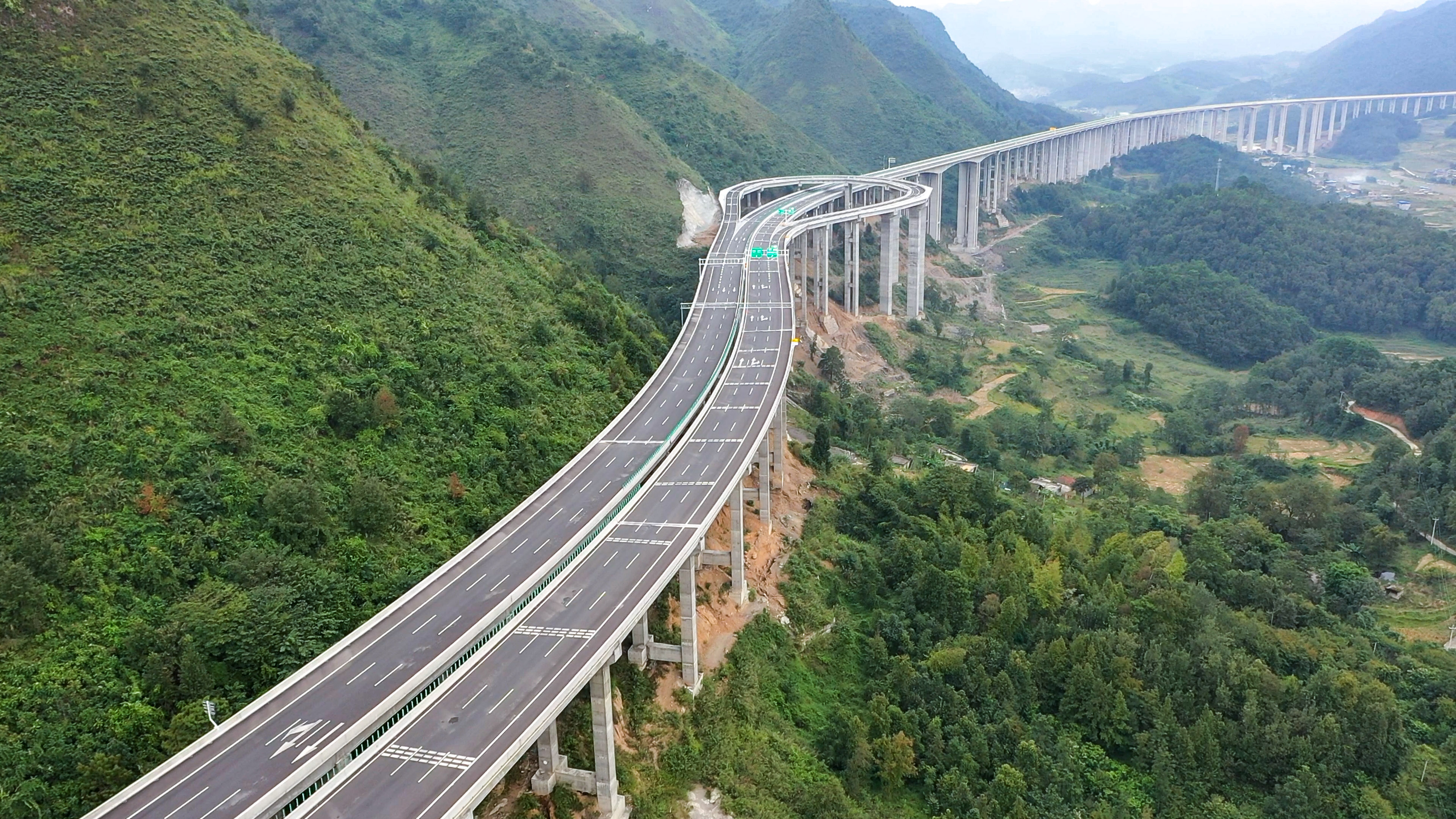 贵州公路发展图片