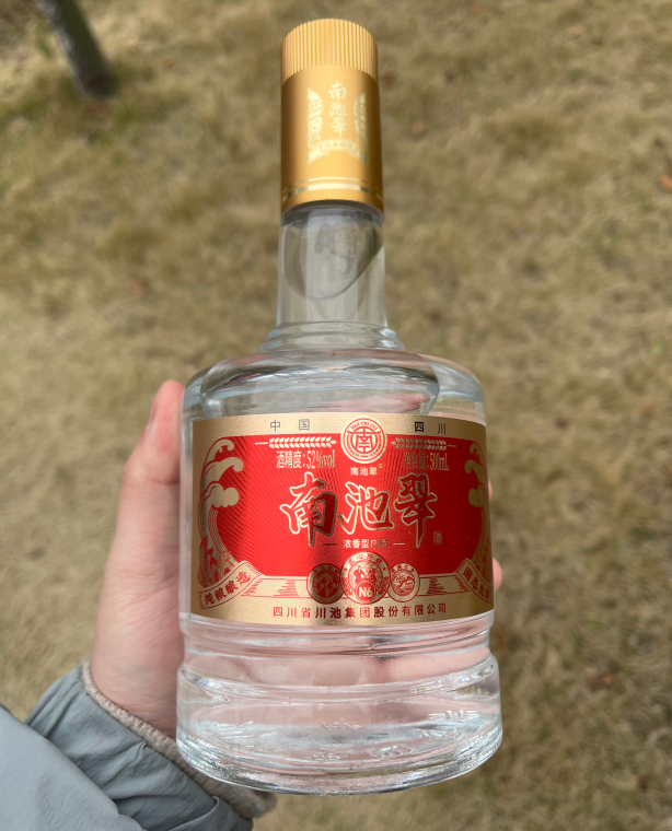 因包装太"丑陋"被低估的5款酒,滴滴纯粮酿制,喝过的才是行家