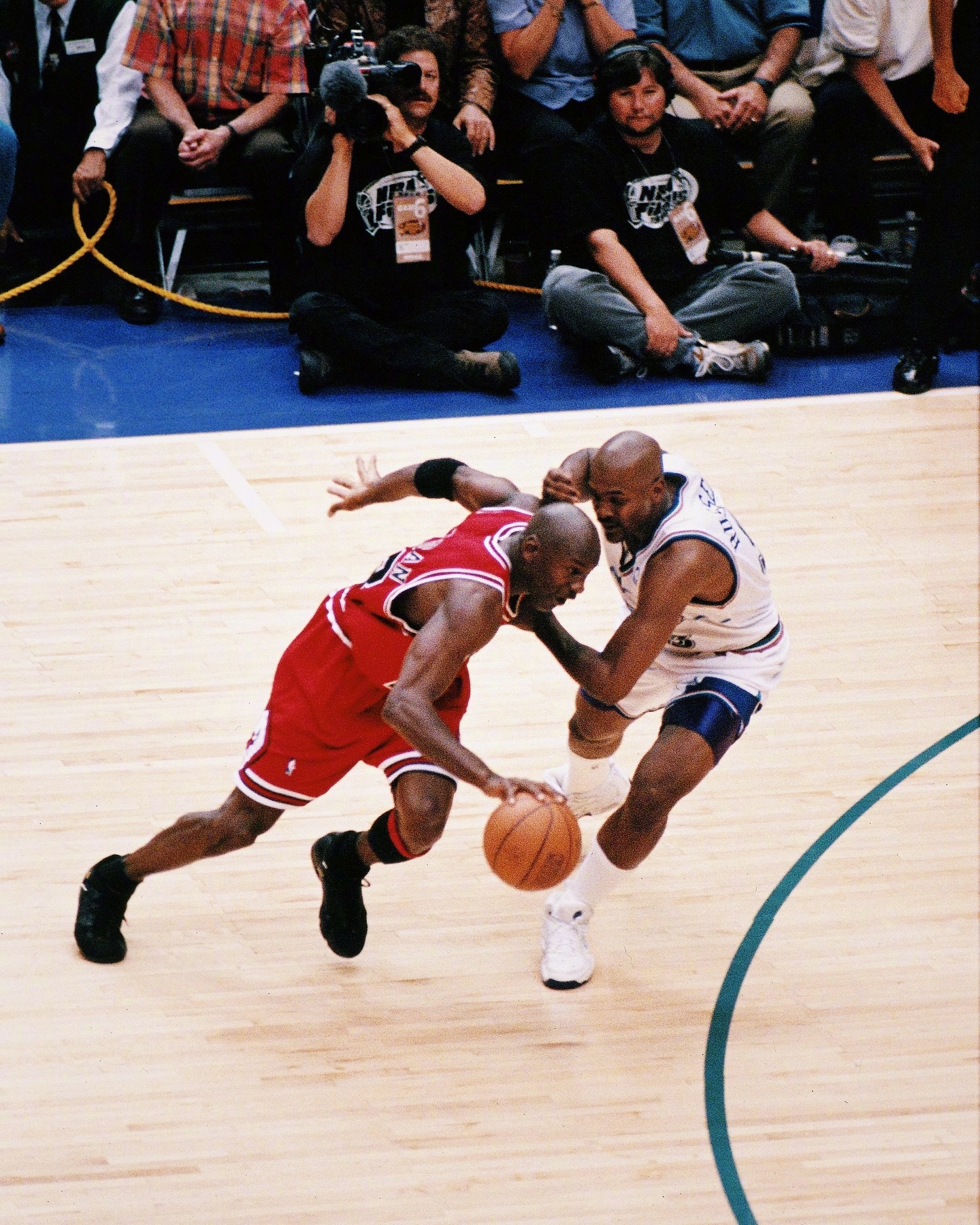 历史得分 乔丹与魔 术师的辉相关图片2