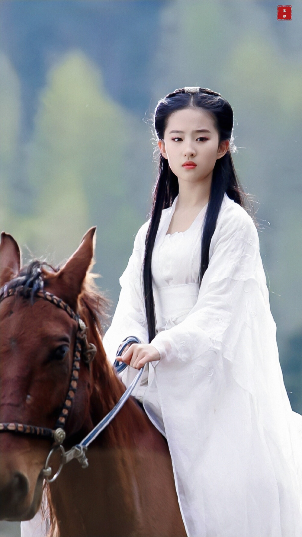 刘亦菲都演过什么电视剧 《仙剑奇侠传》(2005) - 饰演赵灵儿 这部剧