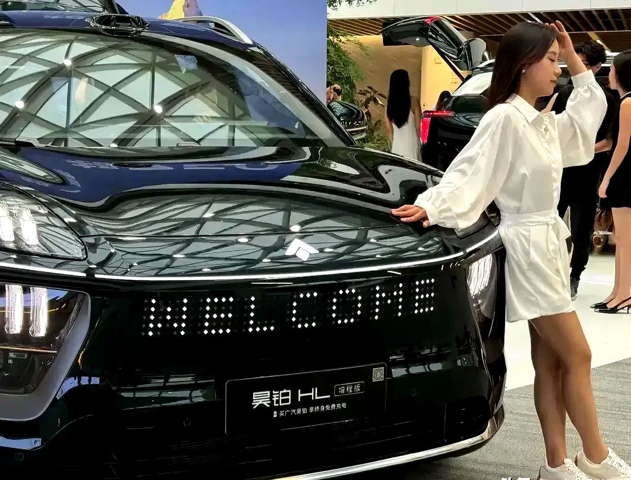 东风汽车杨彦鼎:2026年目标销量325万辆 东风与华为联合共创的奕境品牌3月亮相