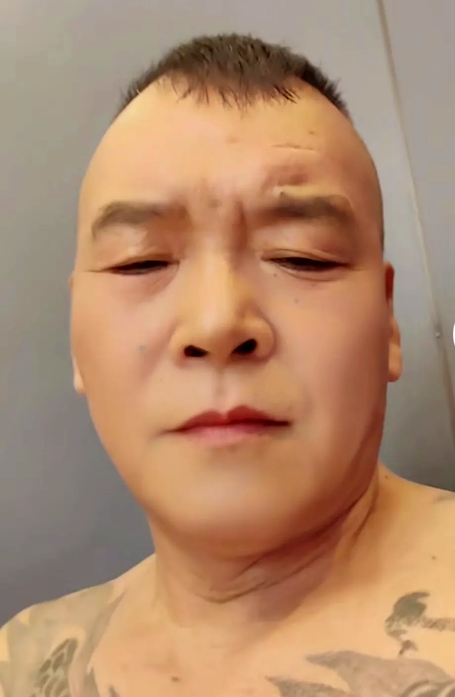 最近,北京老炮李宝敏和瞎宝庆约见面,可总是他忙你忙,难免碰不上