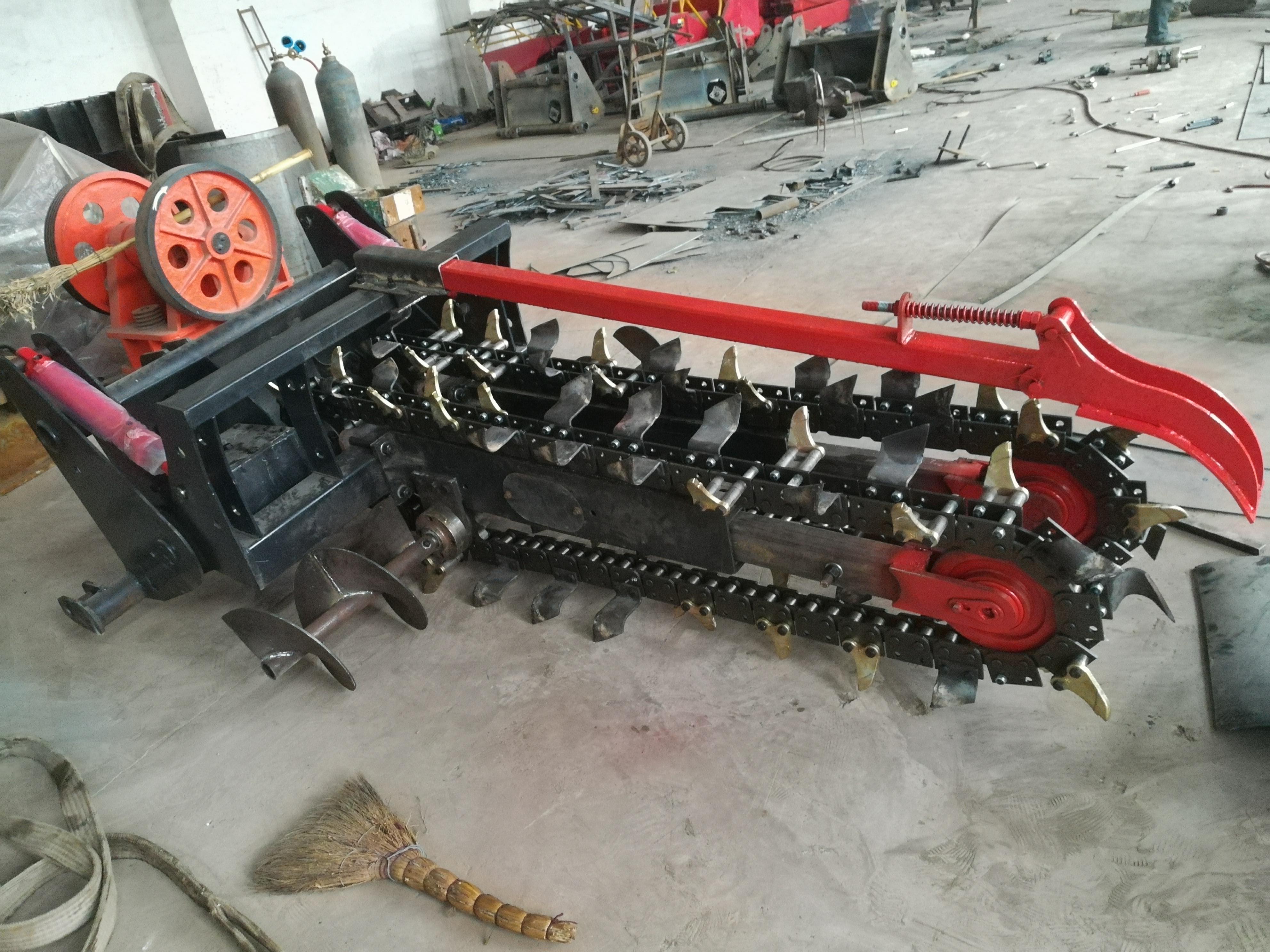 土地开沟机# 土地开沟机一般是在土地上开沟,土质相对都比较松软