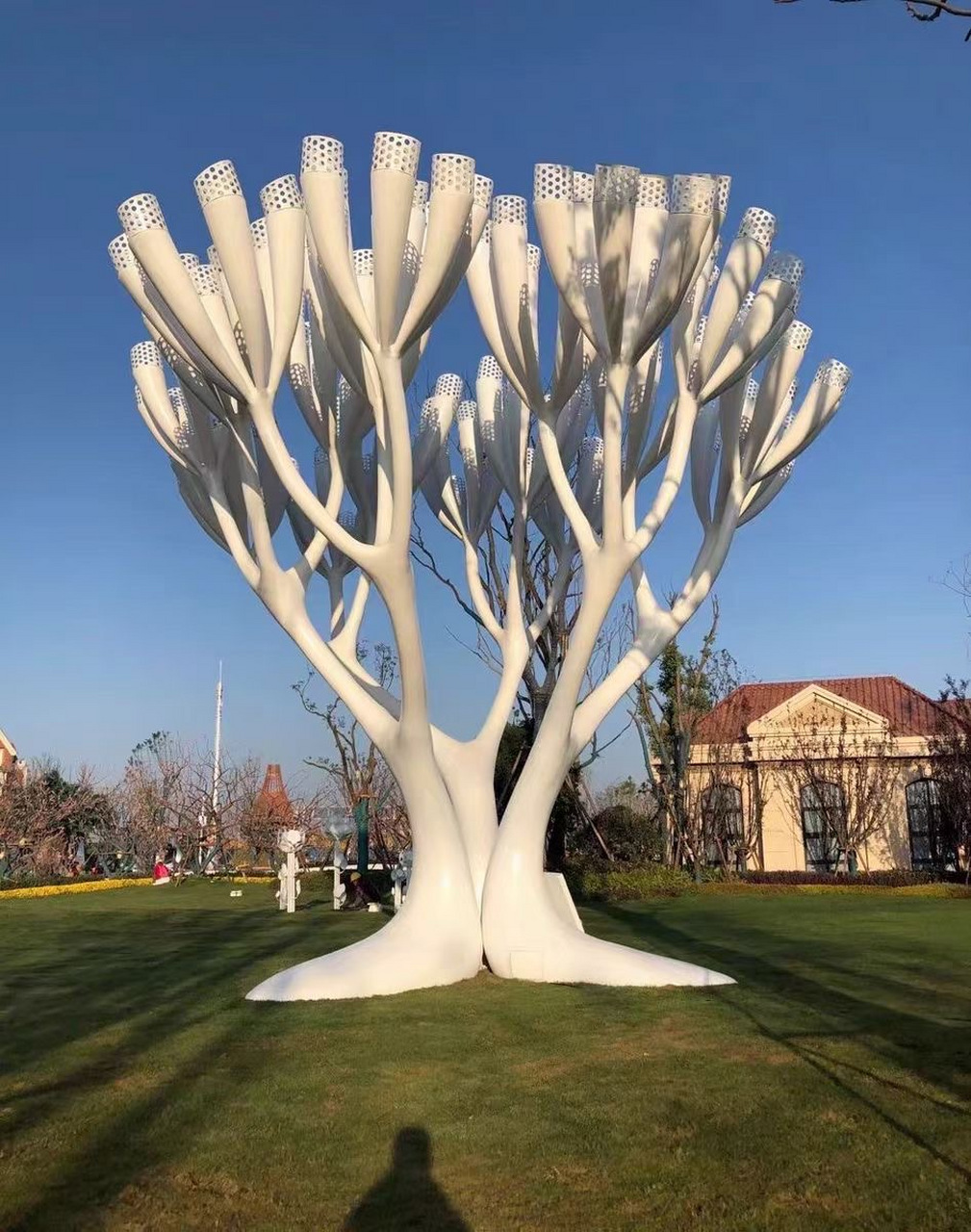 景观雕塑小品为城市空间添彩,不仅为艺术形态,更蕴含文化,历史与未来