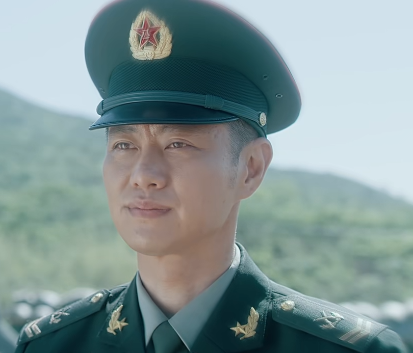 说起爱上特种兵田勇,那感觉就像是夏日里的一杯冰柠檬水,清新又带点小