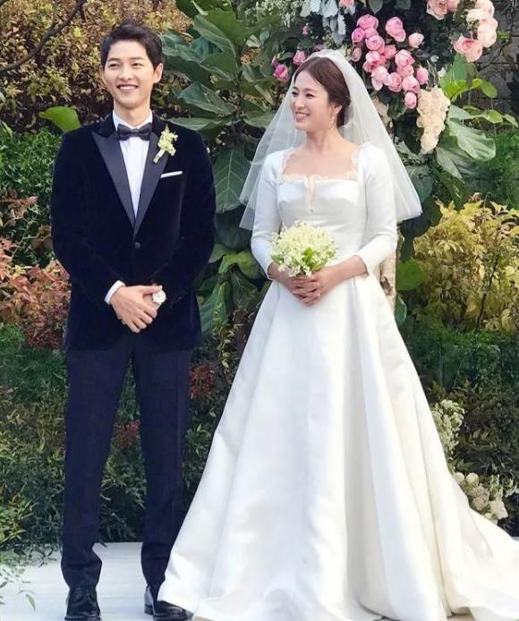 宋慧乔离婚后面相变了!