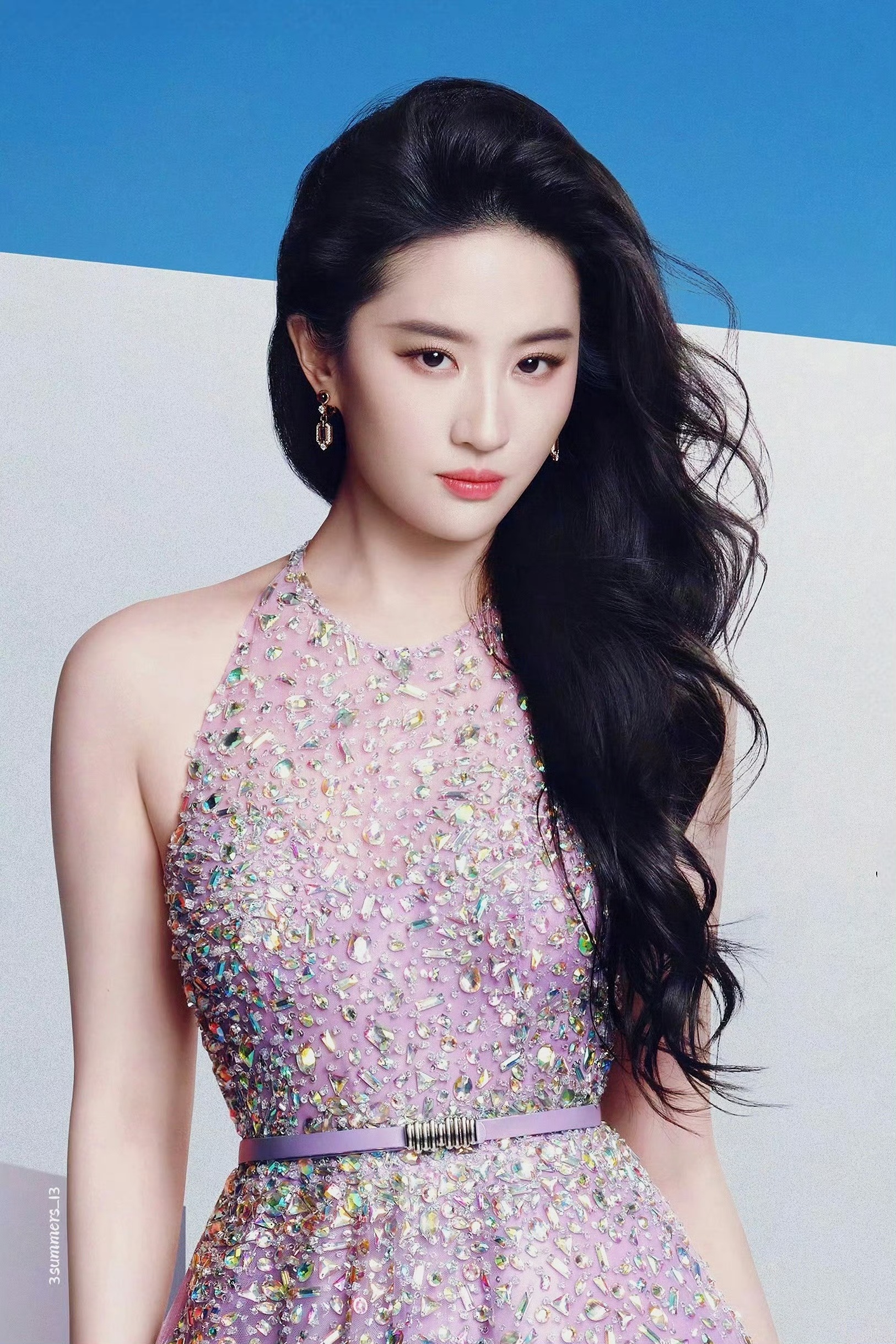 菲穿黄色衣服美照刘亦菲智界r7刘亦菲华为壁纸 全身