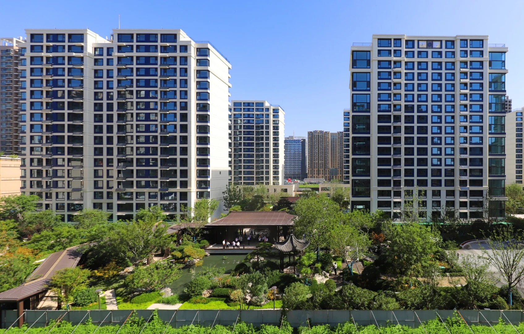 大半夜两点,我气得睡不着觉……