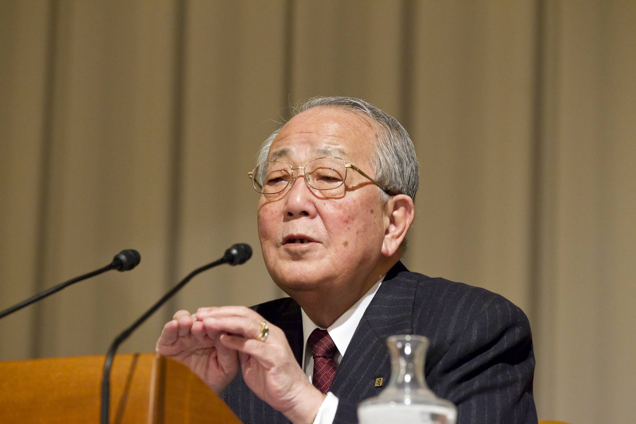 稻盛和夫说过:改变自己最快的方法就是做自己害怕的事,不敢做的事