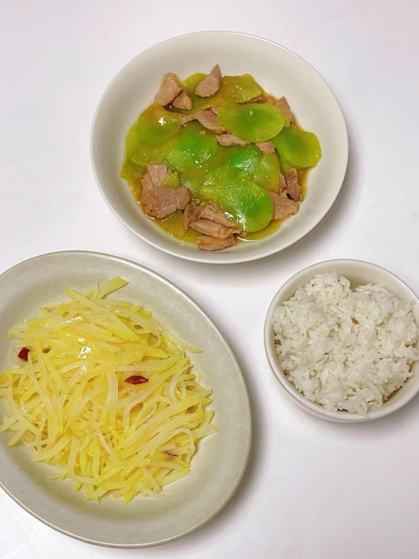一人食的极简晚餐,你今天有好好吃饭吗?