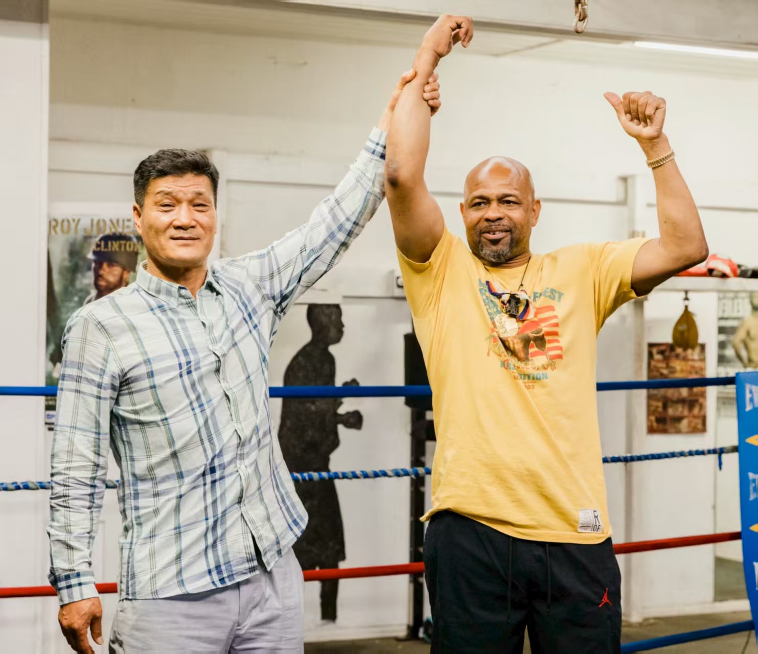 在经过漫长的35年之后,传奇拳王小罗伊