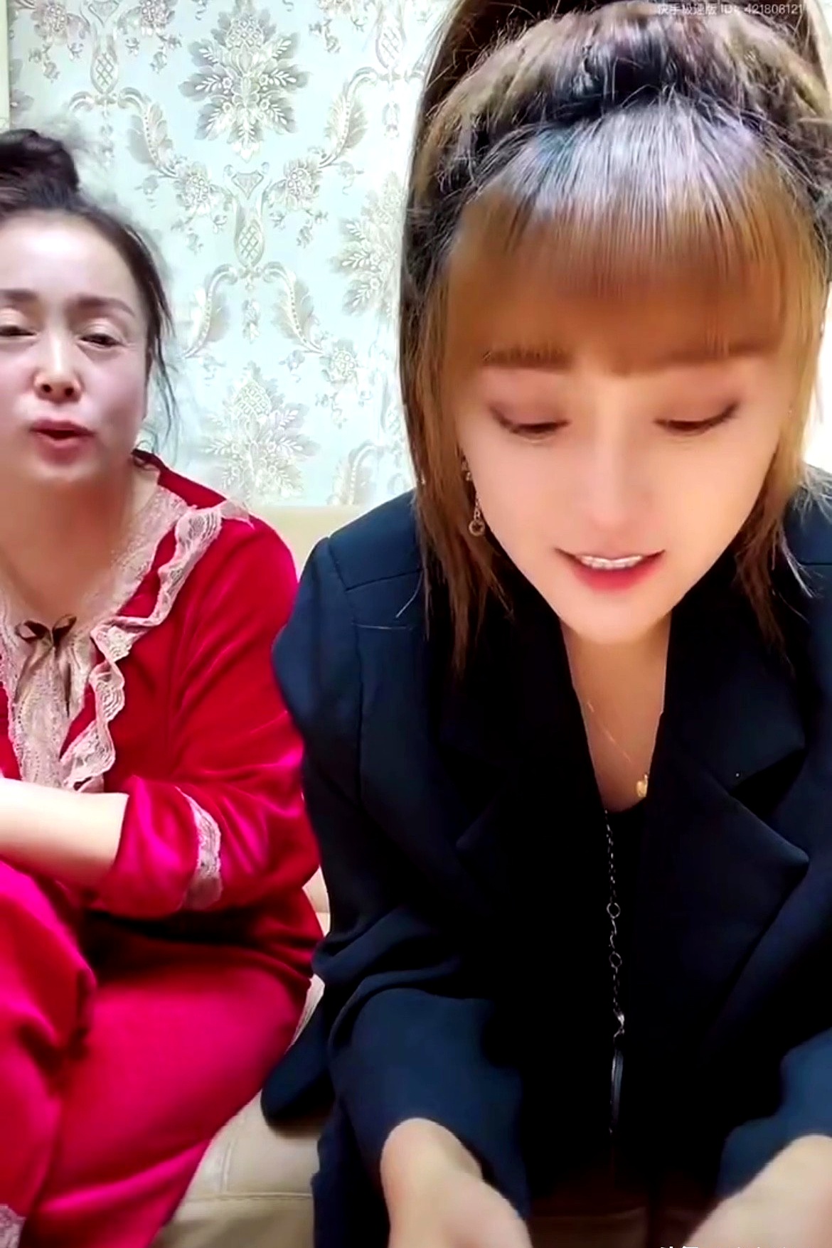今天首次刷到刘程前任王小胖的视频,原来她这么漂亮!