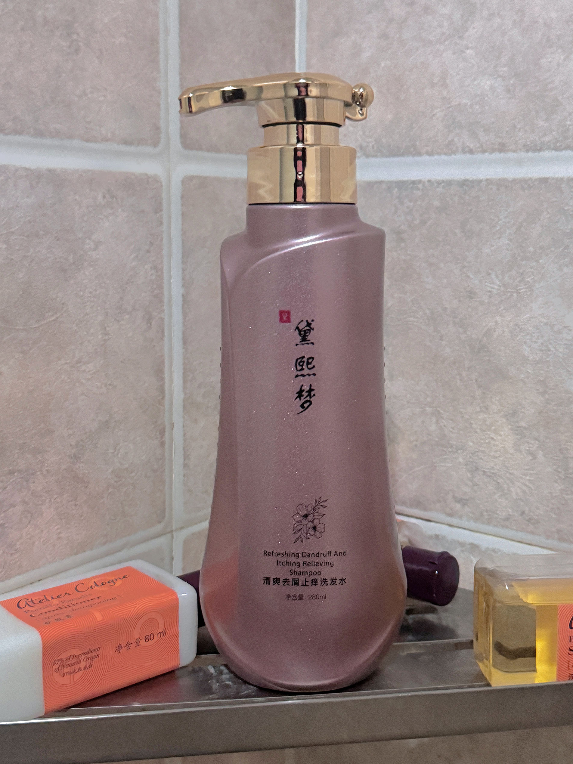 寻找温和有效,专为青少年设计的去屑止痒洗发水?