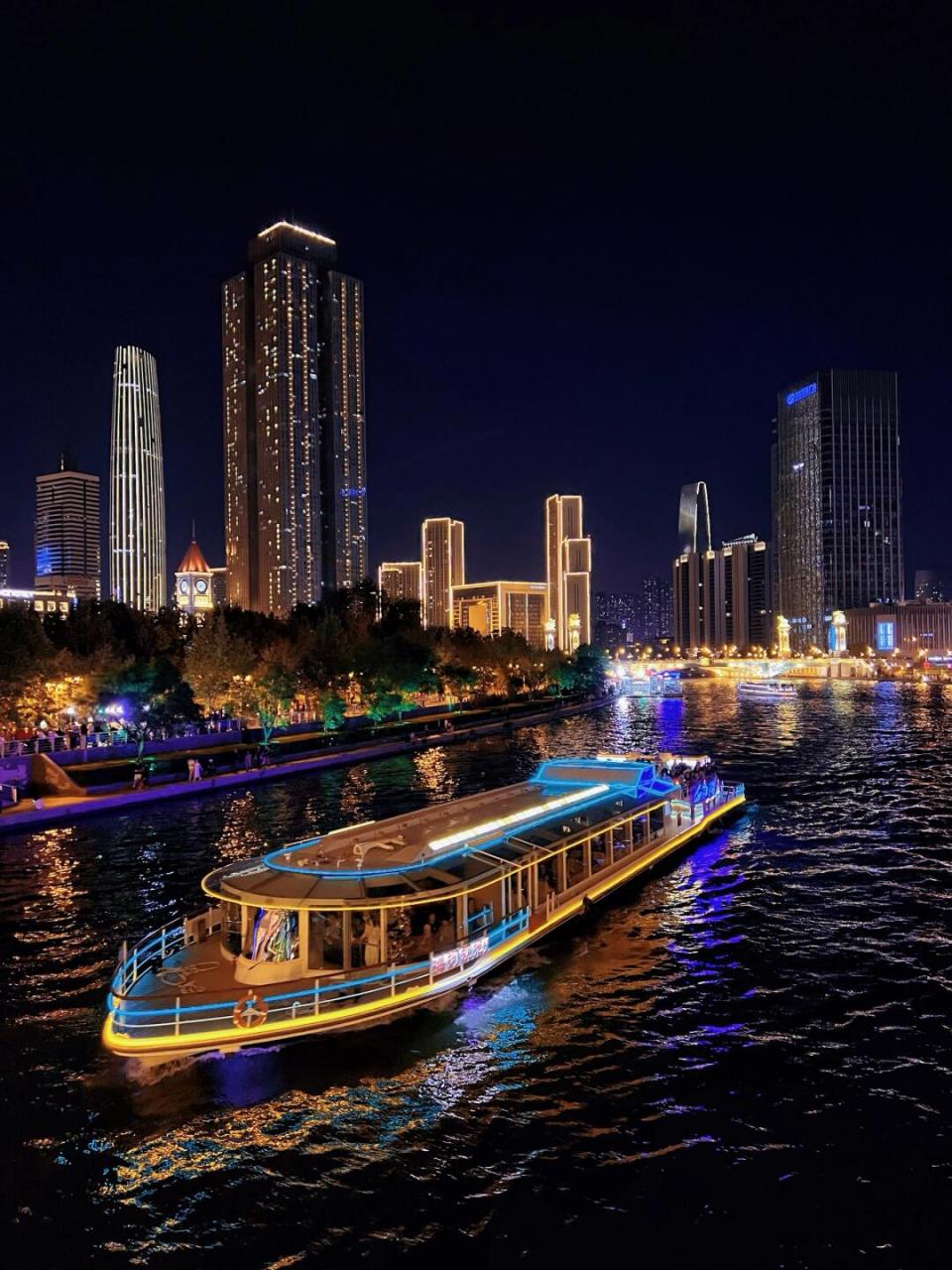 天津海河游船|10秒钟攻略  选择【天津站码头】或者新建成的【津湾