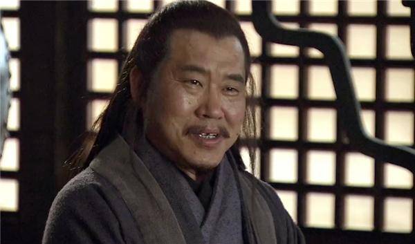 庞统一直认为刘备是仁义之君,所以才会投靠他.