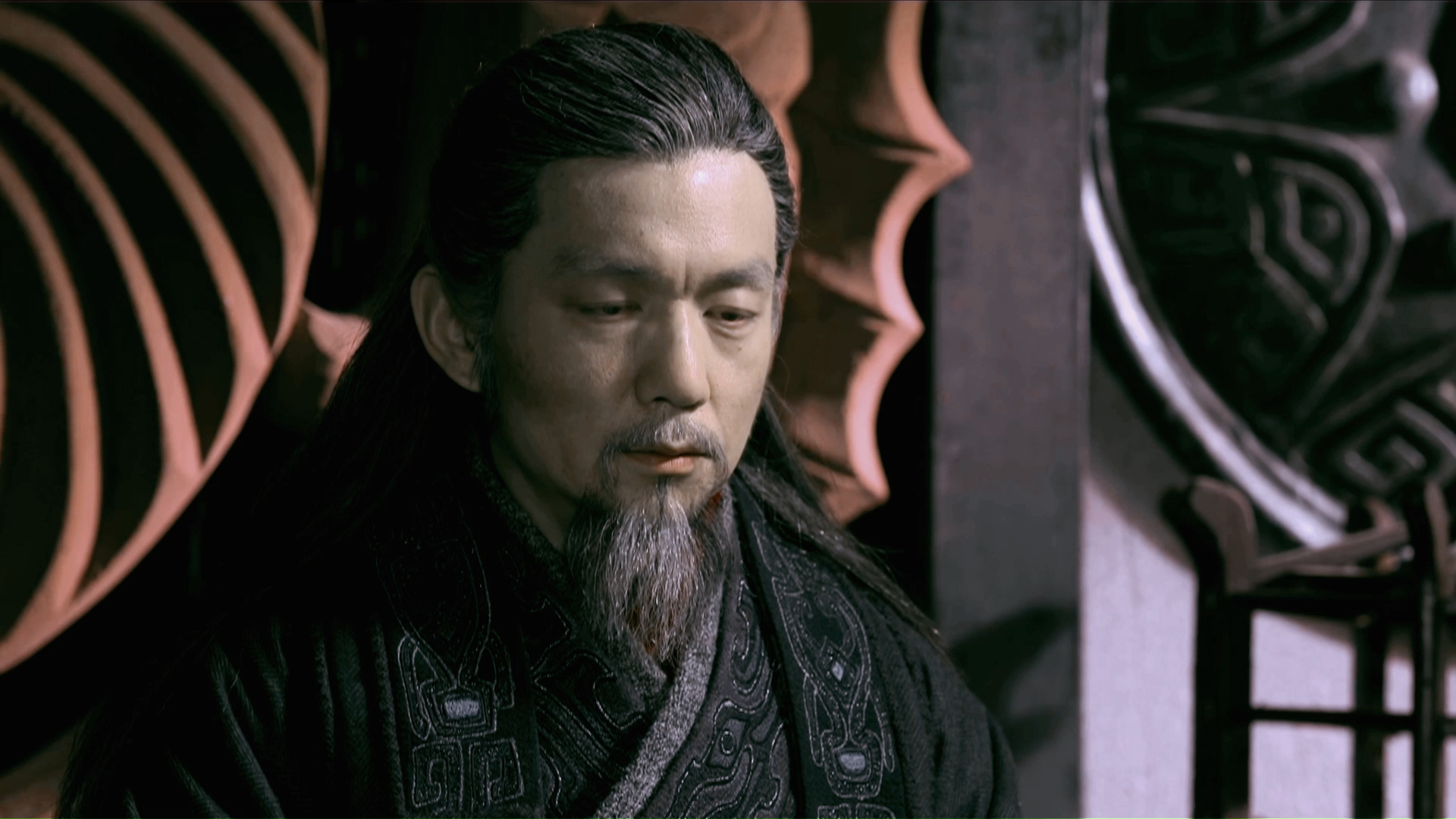 白起是个军事天才,一次出兵他就攻破六十一座城池,一战成名