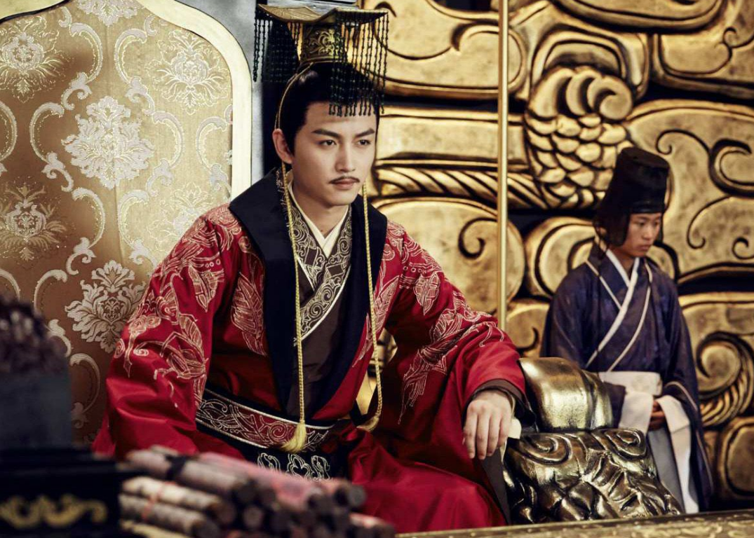 独孤皇后去世后,杨坚才册封了两位夫人