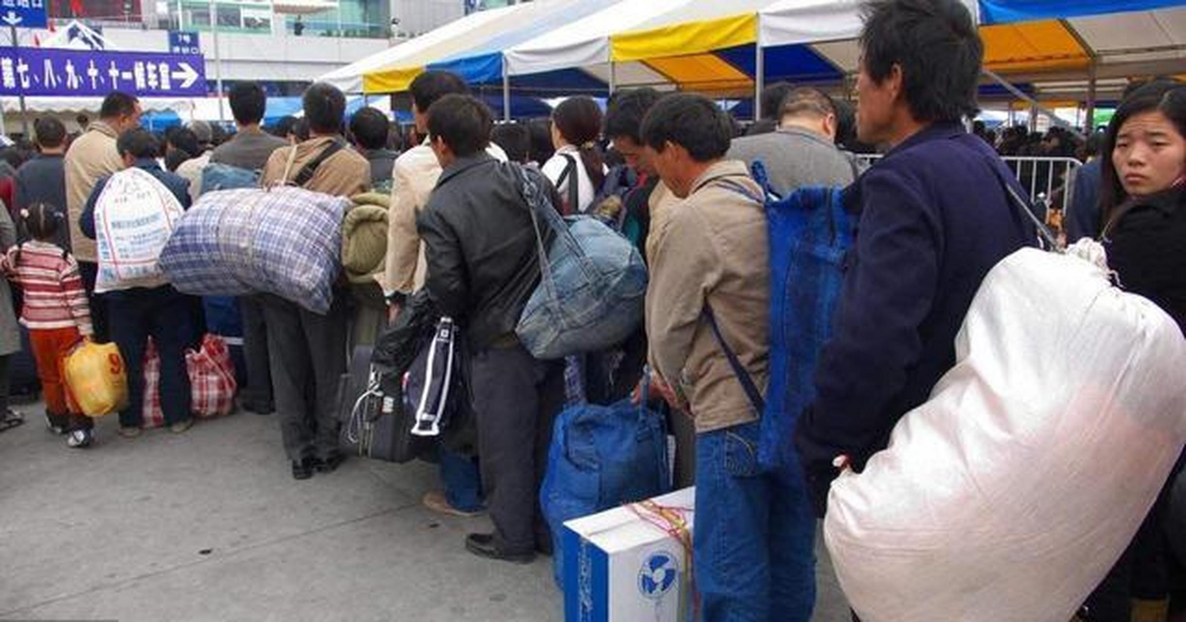 然后,回来努力打工, 为下一次旅游攒路费 方便面钱